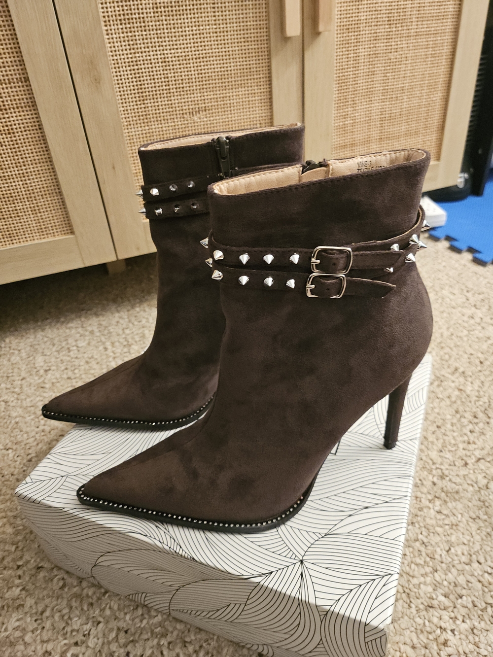 Studded Pointed-Toe Ankle Boots - Dark Brown